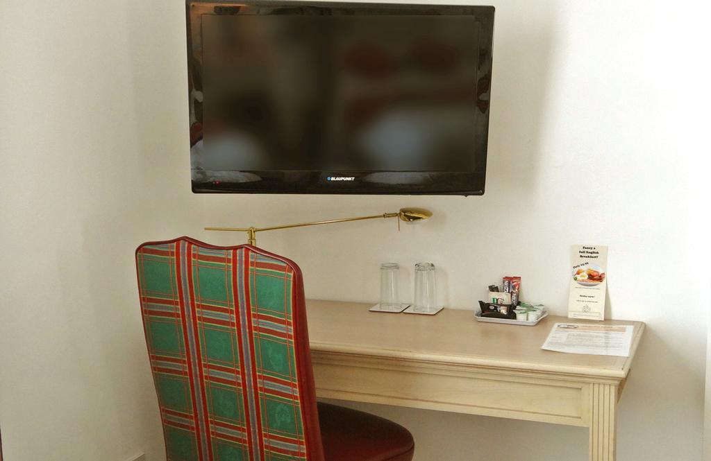 Jessamine House Hotel Грейвсенд Екстер'єр фото
